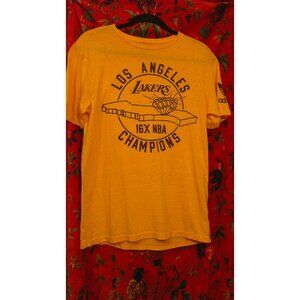Adidas LA Lakers T-Shirt